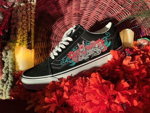 Los tenis inspirados en el xoloitzcuintle perfectos para Día de Muertos |
