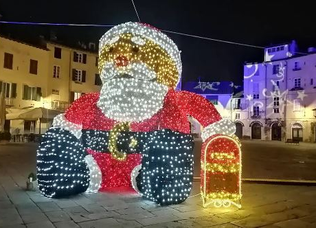 Un video con il Natale dei bambini lucchesi nel mondo