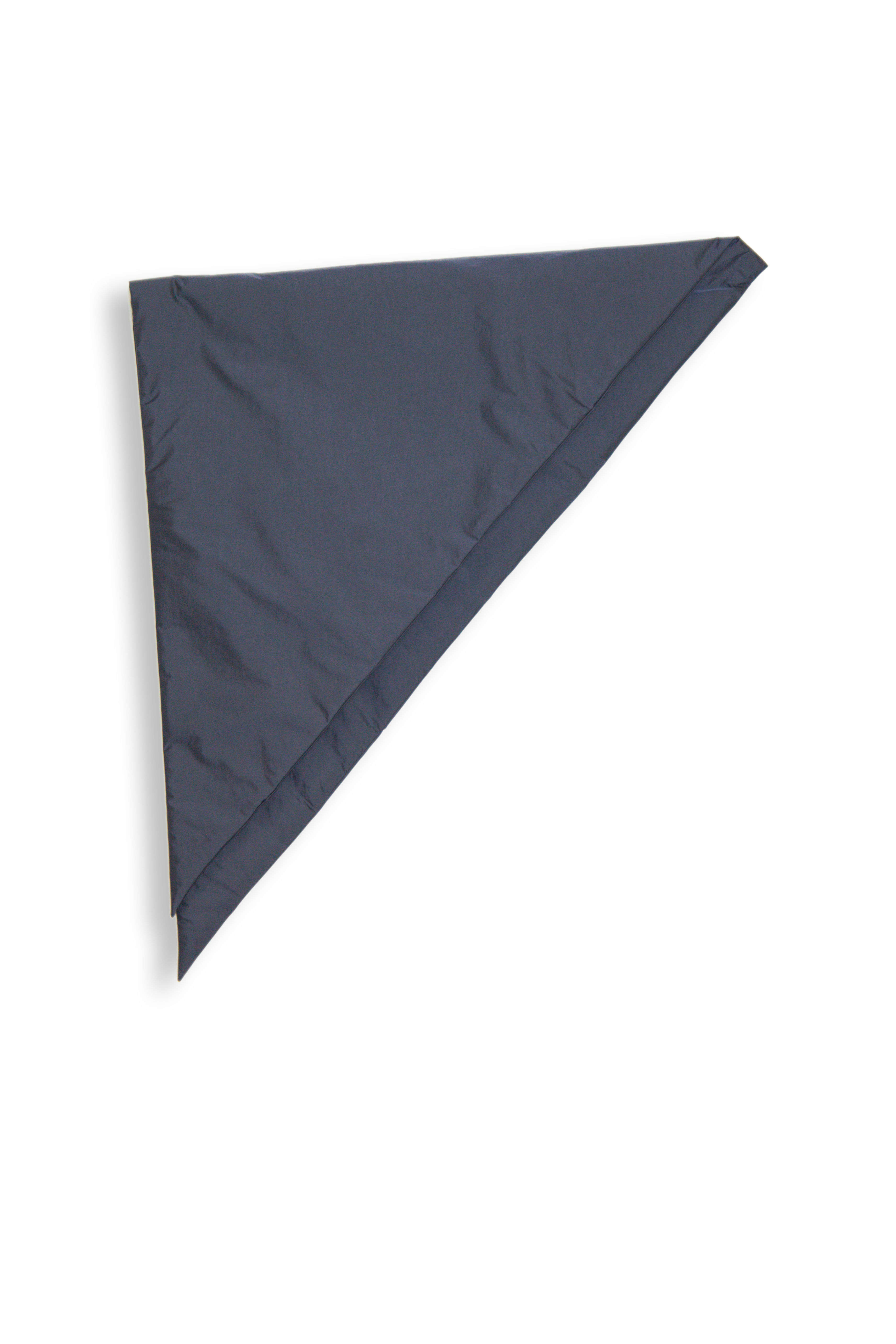 BAMBOU ROGER KWONG ; Giant Triangle Scarf (Orage)