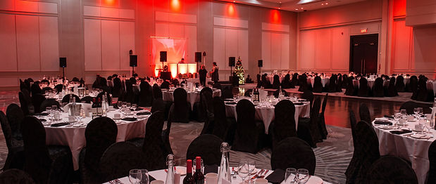 services techniques et éclairage pour soirée gala au Château Royal de Laval