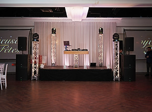 Technical and audiovisual services for a gala evening at the Château Classique in Montreal.