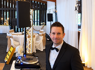 services de DJ pour soirée à l'Hôtel Mont Gabriel de Sainte-Adèle