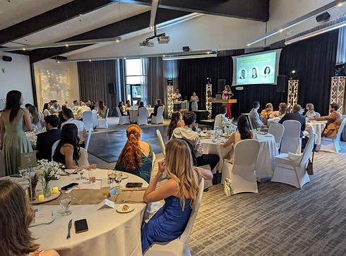 services techniques audiovisuels et décoration de bal de finissant à l'Estérel Resort