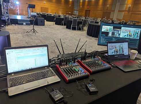régie technique audiovisuelle et webdiffusion pour congrès hypride avec captation vidéo à l'hotel Mortagne de Boucherville