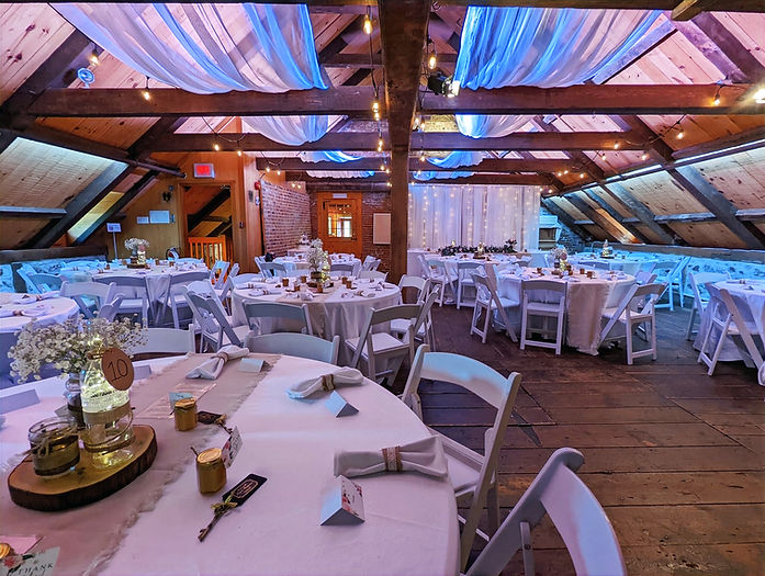 services techniques et décoration de mariage au Moulin Seigneurial de Pointe-du-Lac