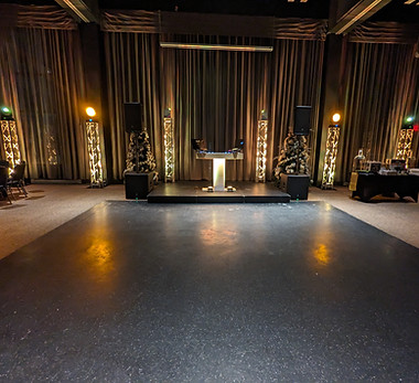 services techniques et DJ pour soirée gala à l'Estérel Resort