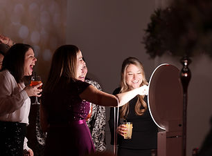 Photobooth and photography services for a gala evening at the Château Classique in Montreal.