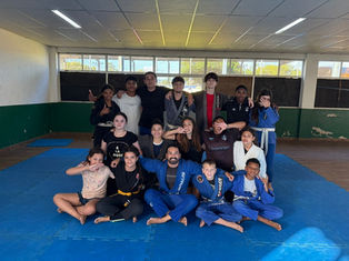 Smcel promove diversas atividades esportivas na Praça da Juventude