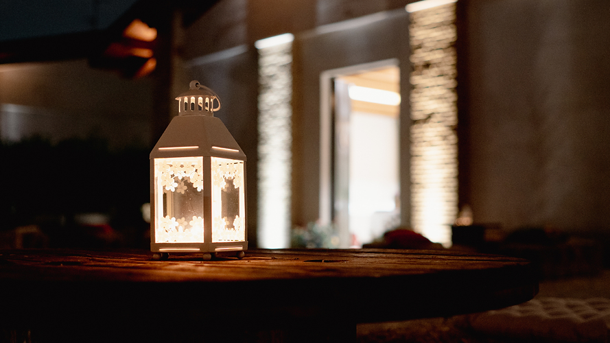 Marrone Semplice Miniatura YouTube.png