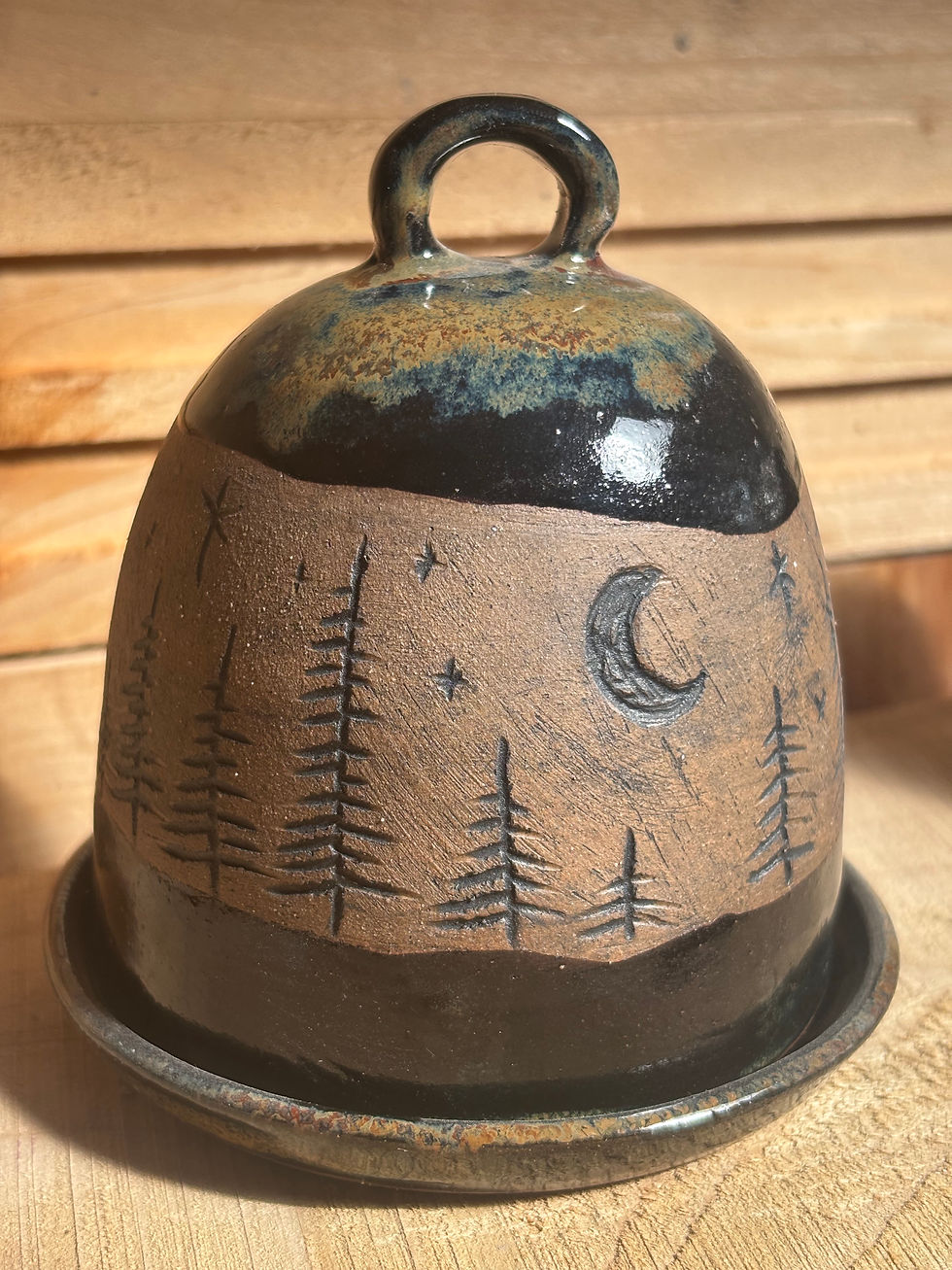 Thumbnail: Dark Pine Moon Butter Bell