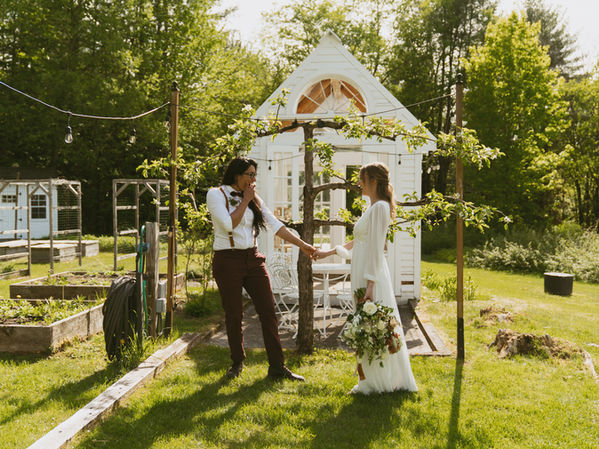 How to Plan an Airbnb Elopement or Micro Wedding in 2025