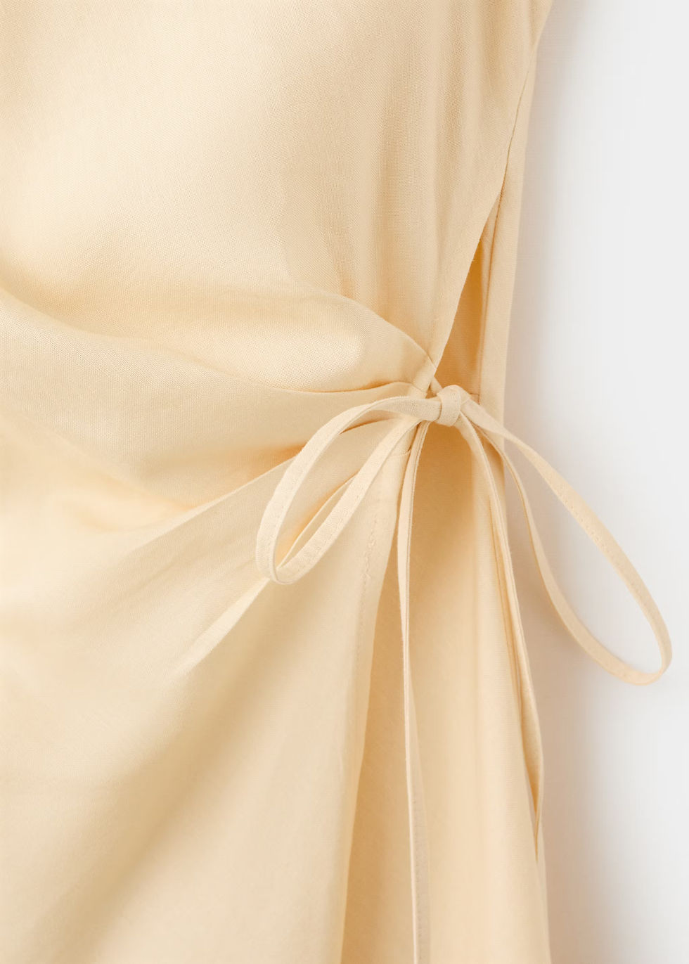Thumbnail: Crossed linen-blend dress
