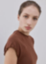 Thumbnail: Contrasting T-shirt