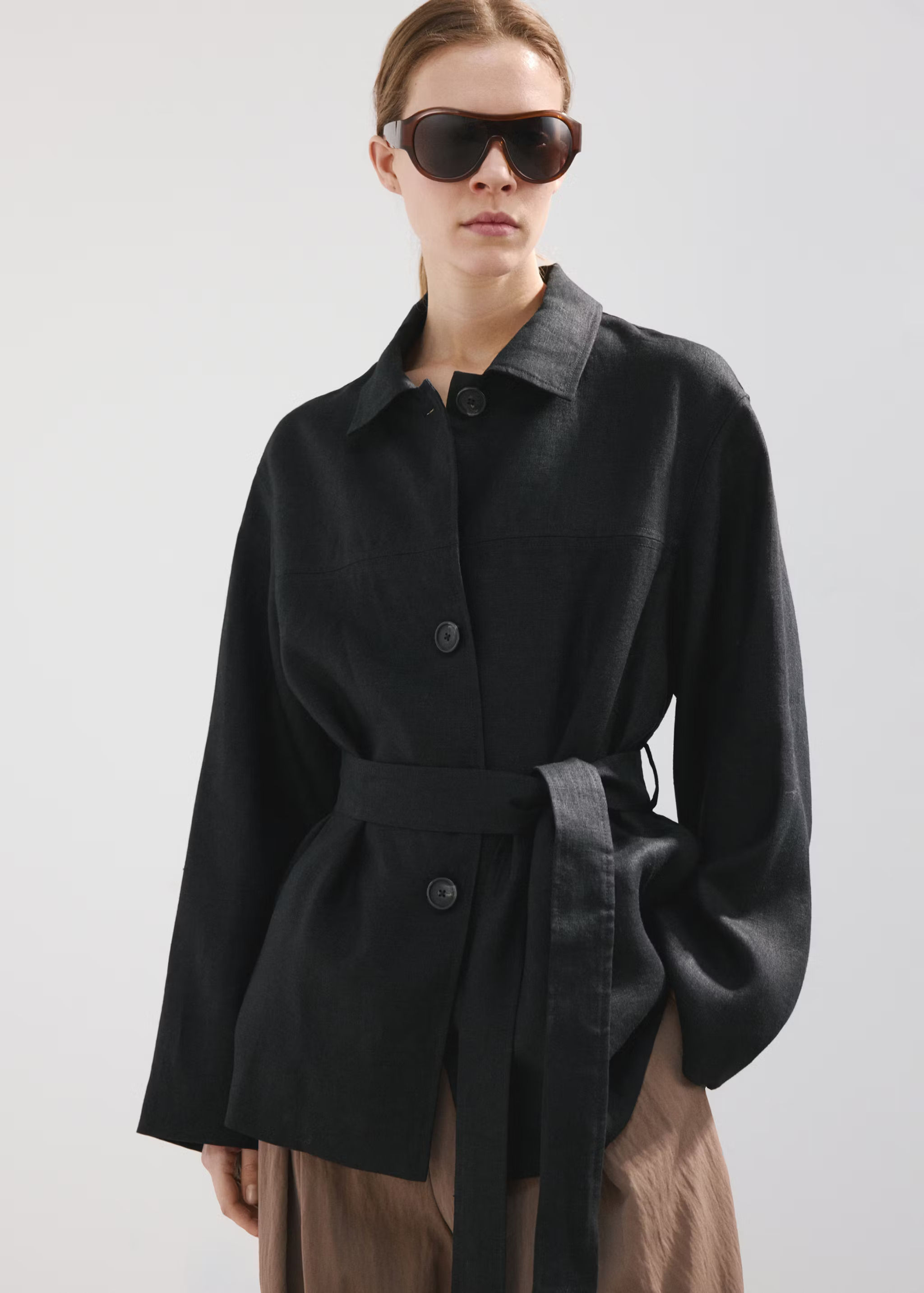 Linen jacket with belt