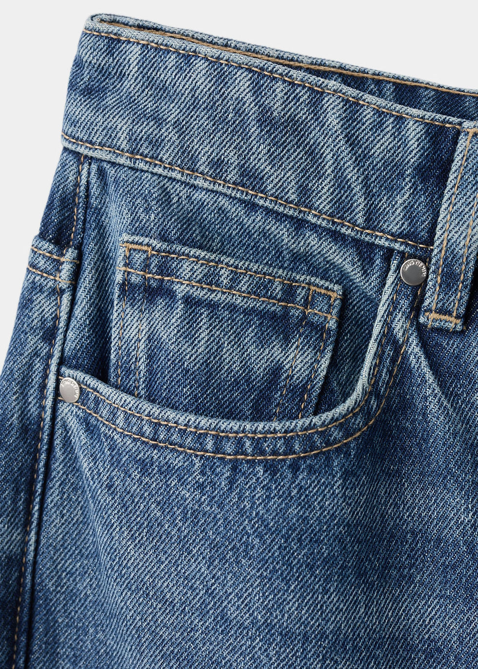 Thumbnail: Wide leg mid-rise jeans