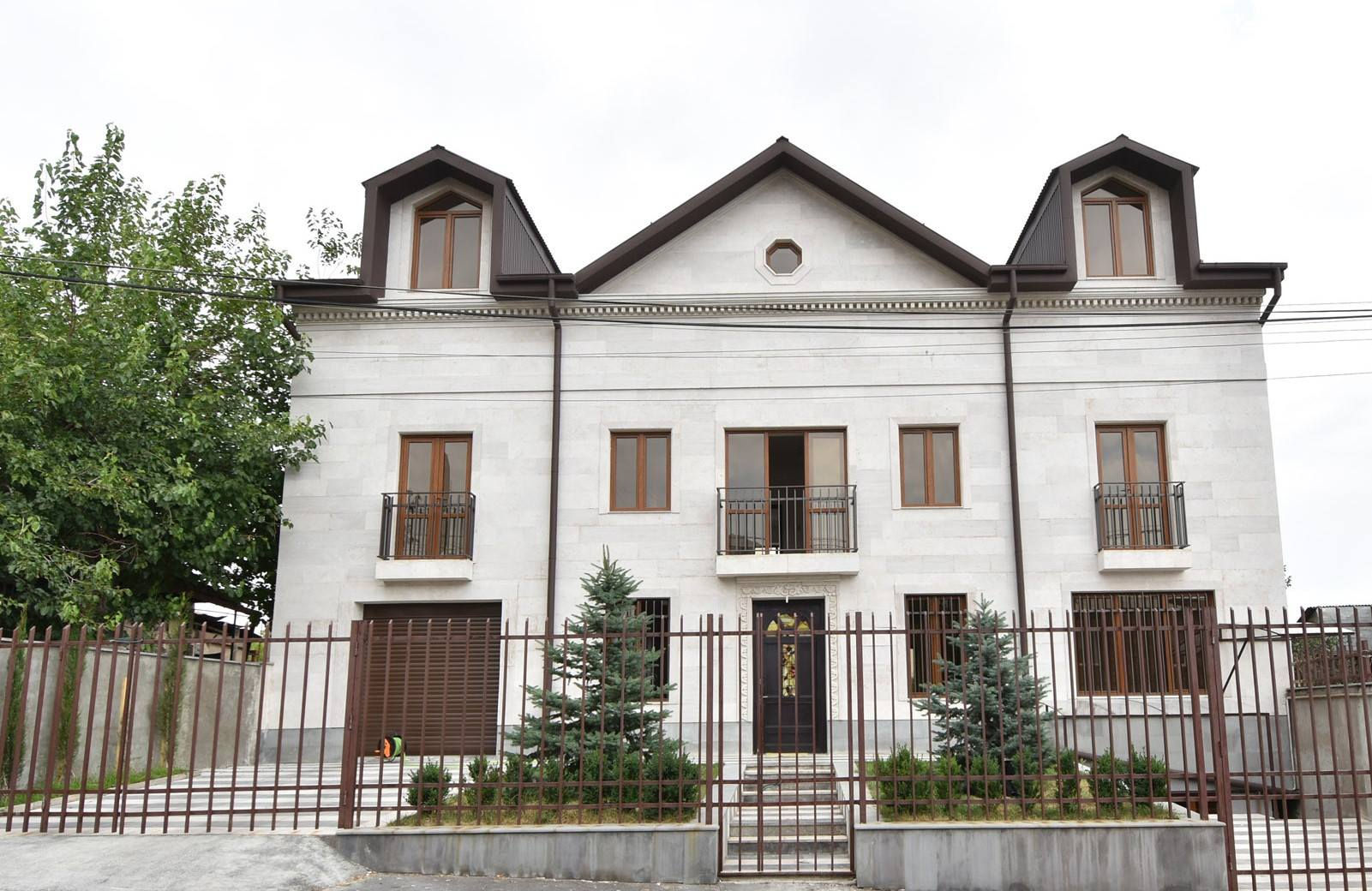 "ПАТРИОТТ" ОТЕЛЬ  «ՊԱՏՐԻՈՏՏ» ՀՅՈՒՐԱՆՈՑ  «ՊԱՏՐԻՈՏՏ» ՀՅՈՒՐԱՆՈՑ