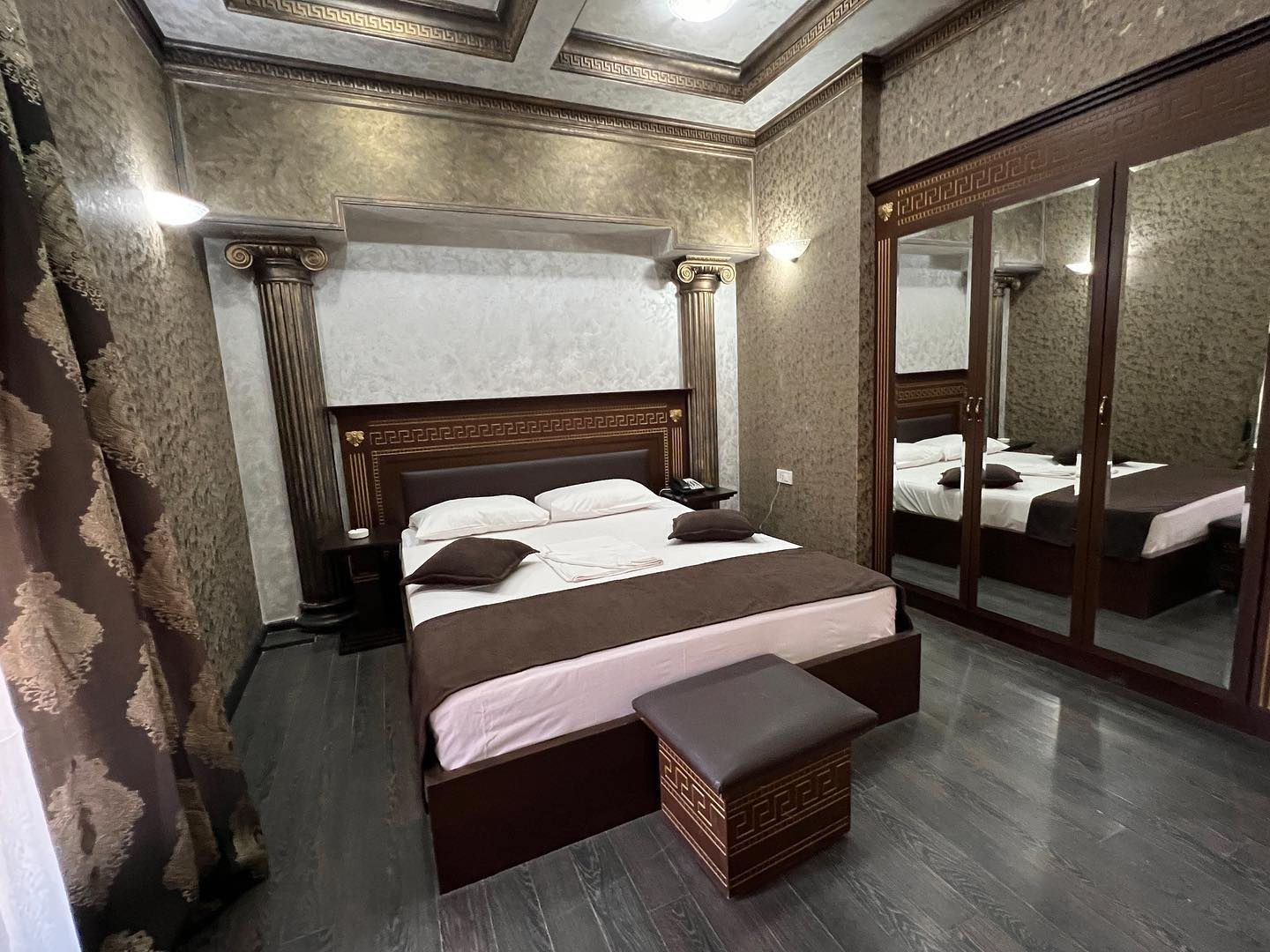 "РИМ" ГОСТИНИЦА   «ՀՌՈՄ» ՀՅՈՒՐԱՆՈՑ  "ROME" HOTEL