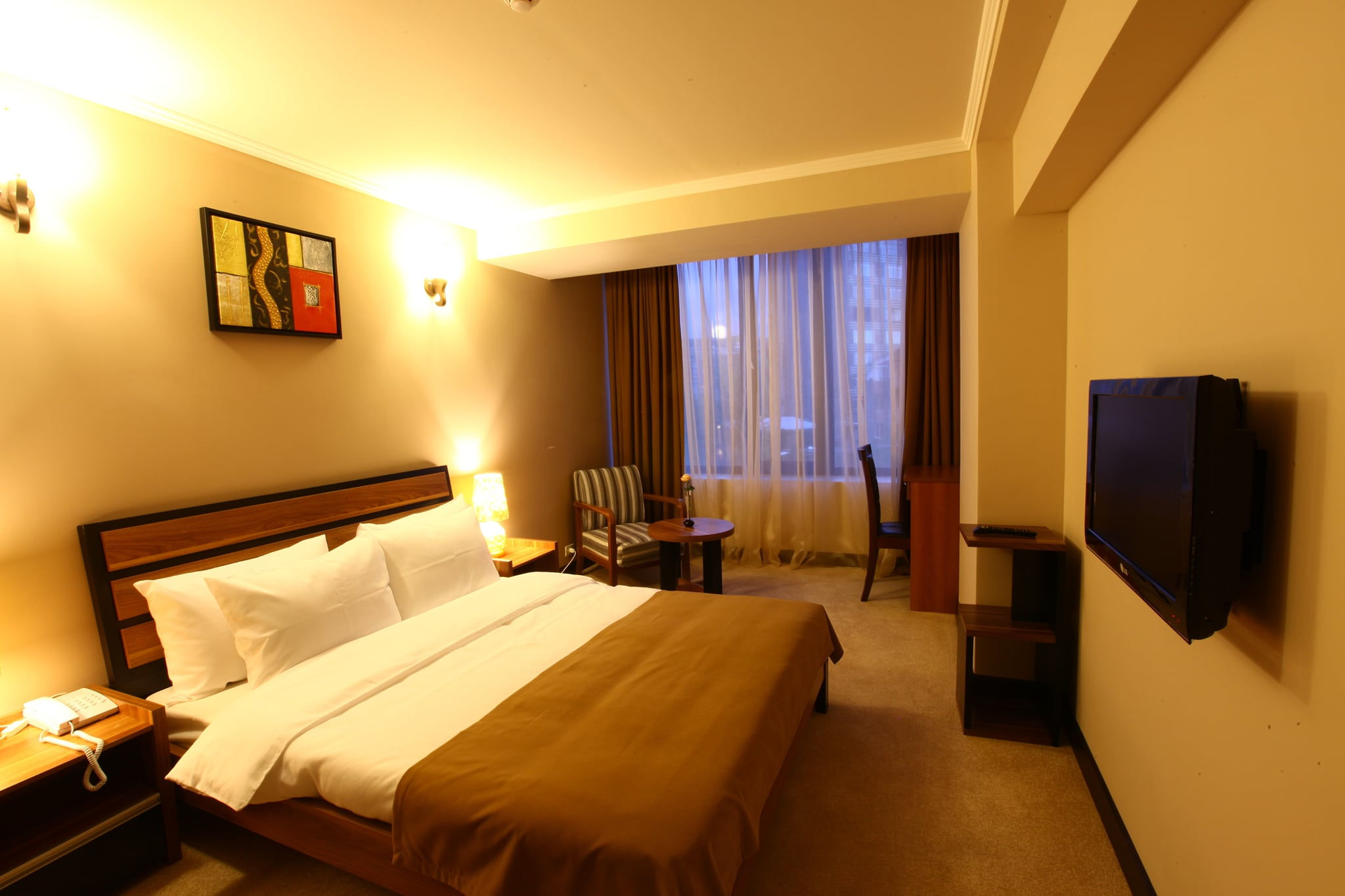 "БОМО НАИРИ ОТЕЛЬ"   «ԲՈՄՈ ՆԱԻՐԻ ՀՈԹԵԼ»  "BOMO NAIRI HOTEL"