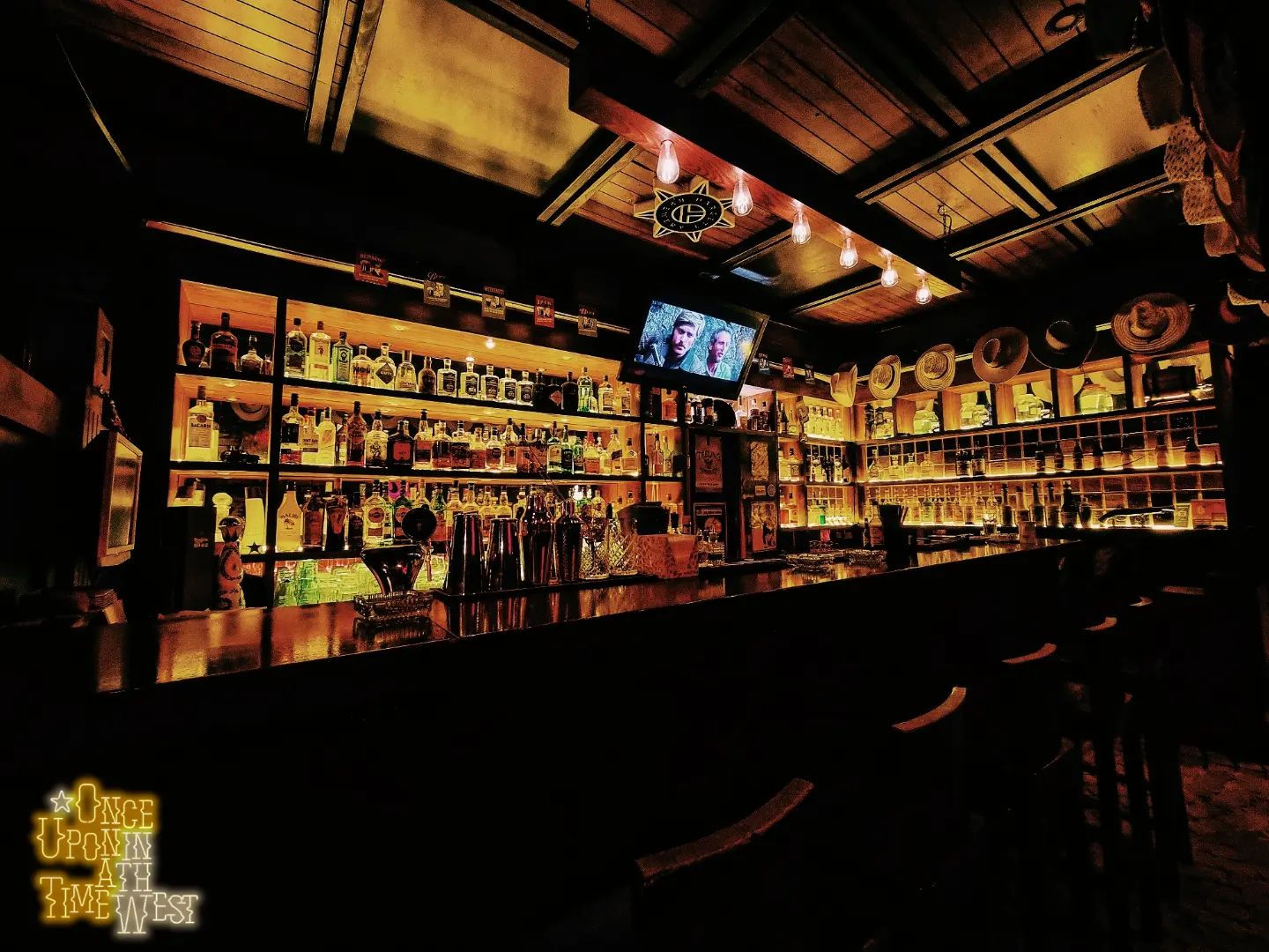 "ВАЙЛД ВЕСТ" БАР  «ՎԱՅԼԴ ՎԵՍՏ» ԲԱՐ  "WILD WEST" BAR