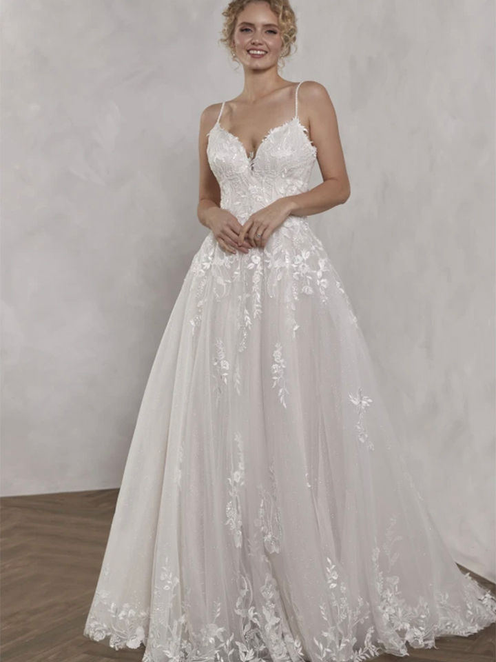 Glitzerndes A-Linien Brautkleid mit Spitze und Tüllrock – romantisches Prinzessinnen Brautkleid für die Hochzeit