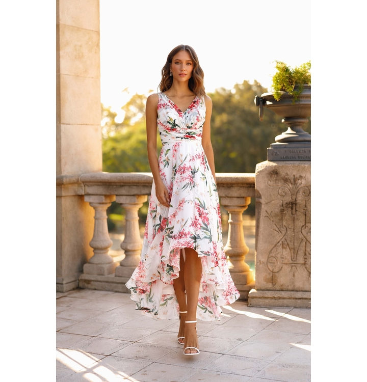 Florales Hofstaatkleid mit Volants und sommerlichem Muster – romantisches Schützenfestkleid und festliches Sommerkleid