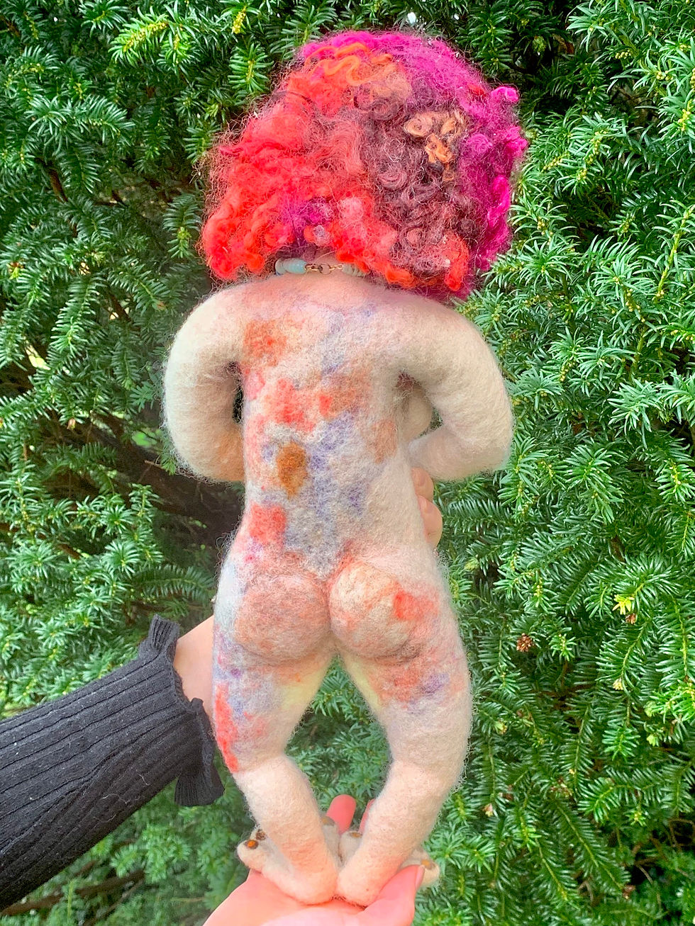 Thumbnail: Needle felted art dolls/sculptures 'Dorothea & Doris'