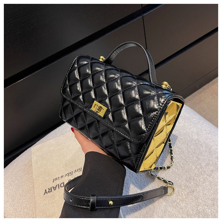 Thumbnail: Designer Handbags New York Medium Size Handbags 6 Pocket Hanging Handbag