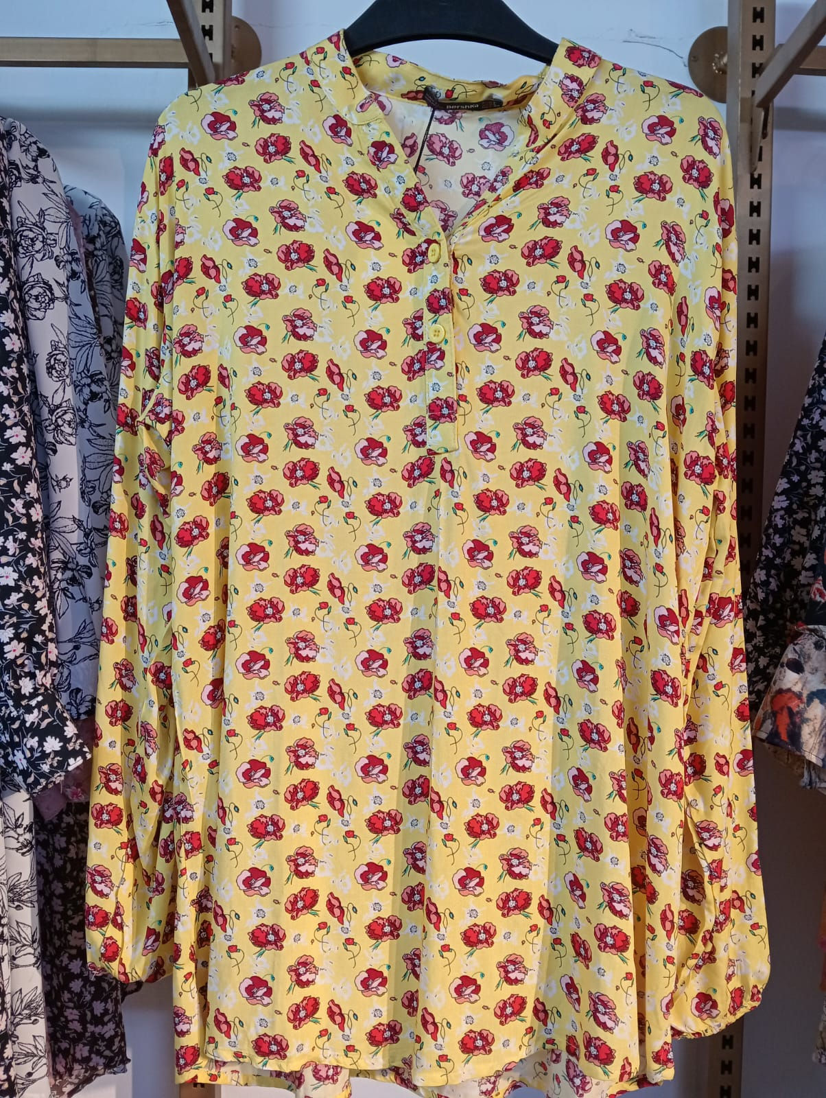 Women's Premium and Fashionable Short Kurti