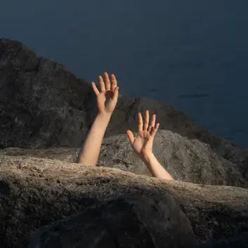 THE WEATHER STATION | AIRPORT & ONLY THE TRUTH