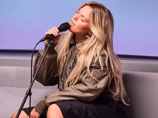 RENEÉ RAPP | LIVE AT APPLE MUSIC RADIO