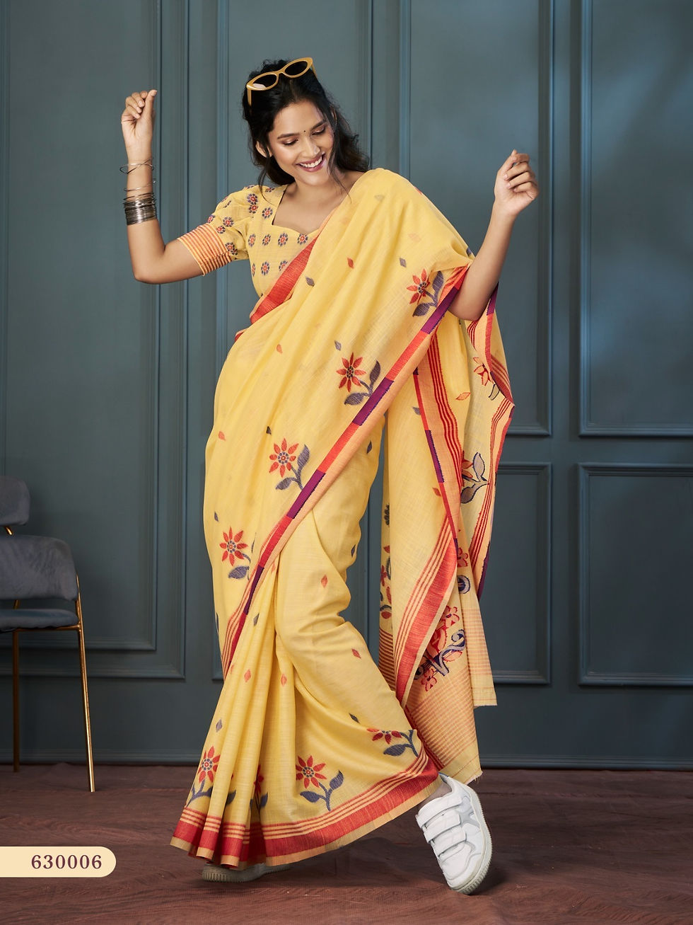 Thumbnail: Handloom Linen Saree