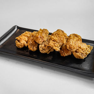 B3 DEEF FRIED CRISPY CHICKEN WINGS / 香脆炸鸡翅(8块)