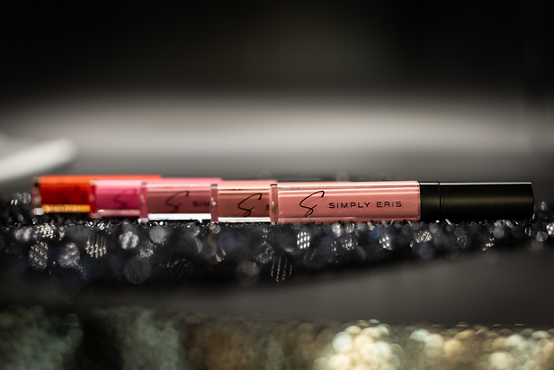 Simply Eris Siounis Pics-58.png