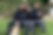 Duzão, Mariano e Seu Manoel, salvos das correntes e finalmente acolhidos com dignidade. Uma imagem que simboliza o recomeço.