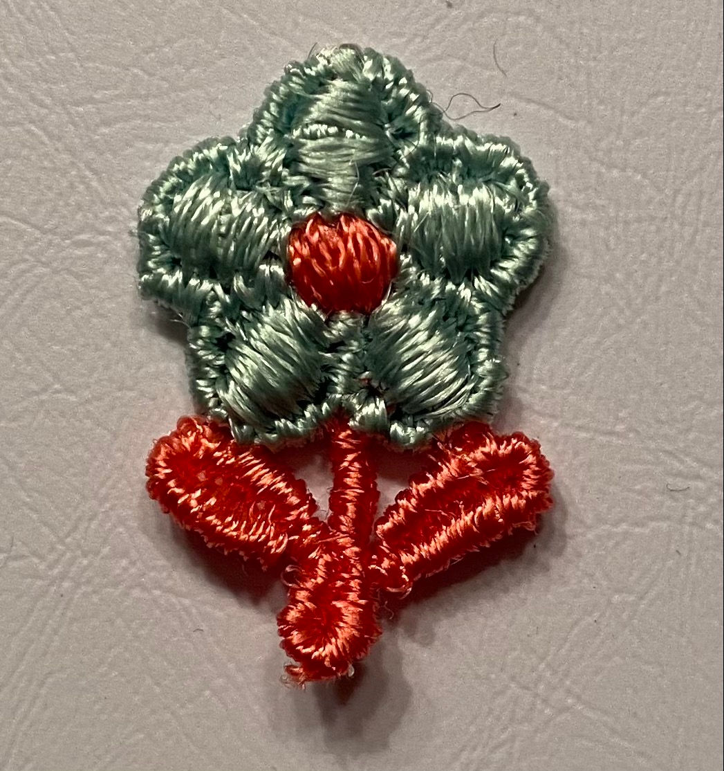 50 Aplicación Flor con Tallo 1.5 cm surtidos