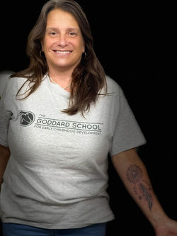 Feather Daisy Flower Tattoo at the Red Parlour Tattoo and Piercing (2)