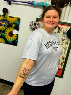 fighting irish women tattoo by the red parlour tattoo and piercing nj (2)