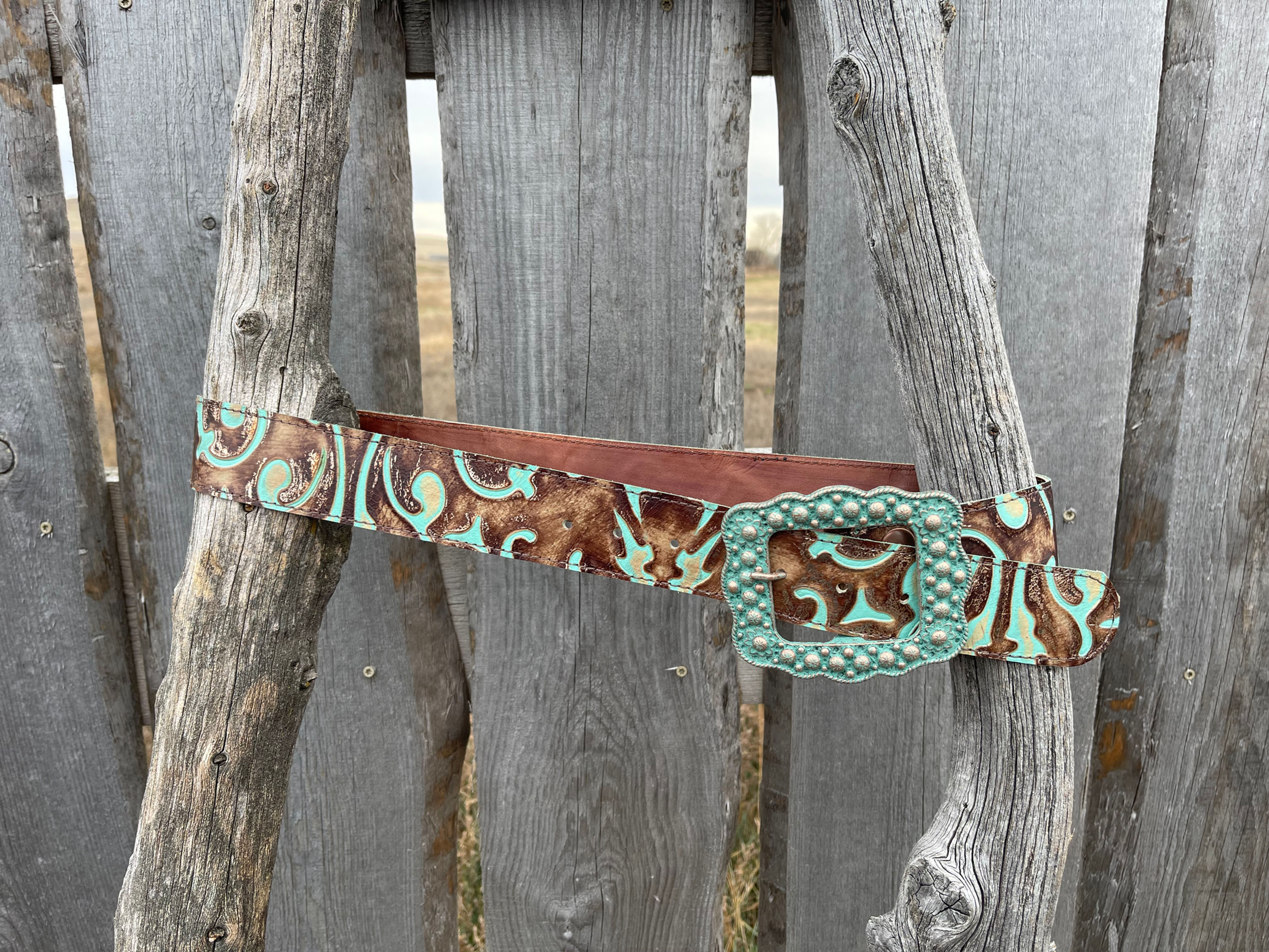 Handmade Classic Leather Belt – Loop-Friendly with Interchangeable Buckl