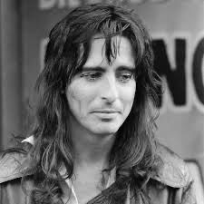 Alice Cooper Dead Age 79 Beheaded At Rock Show.