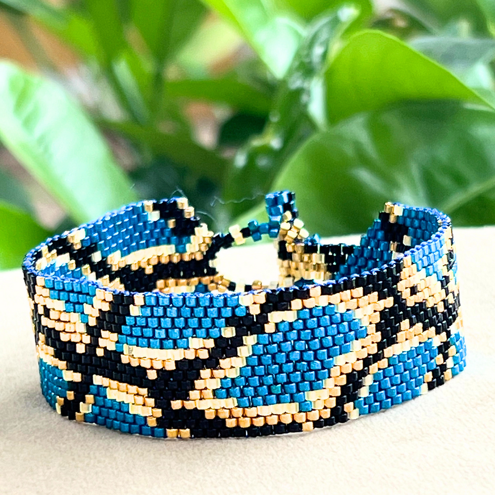 Miniatura: Pulsera serpiente azul hecha a mano, estilo animal print, con Miyuki Delica y cristal checo, diseño boho chic.