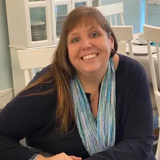 Interview with Kelly Maki Hackman