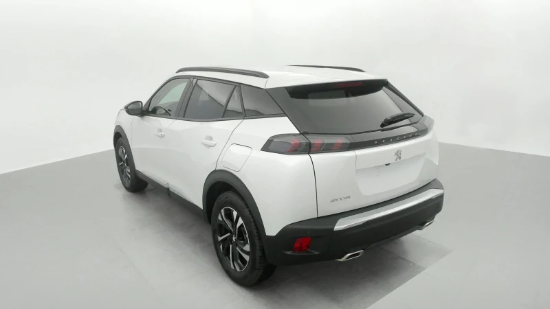 Miniatura: PEUGEOT 2008