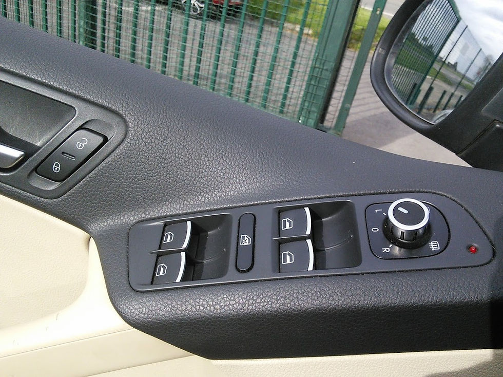 Miniatura: VOLKSWAGEN TIGUAN 2.0 TDI 140 CARAT 2M 146500km