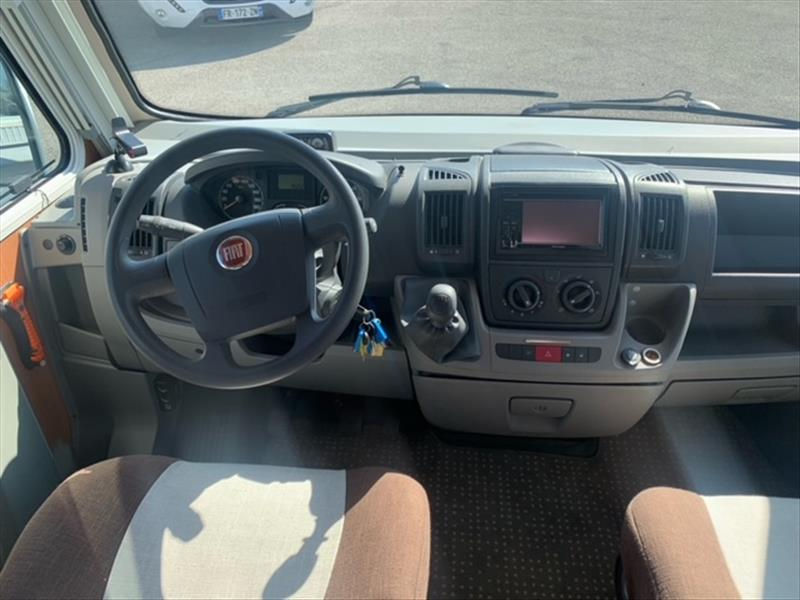 Miniatura: CAMPING CAR PILOTE G 600 C