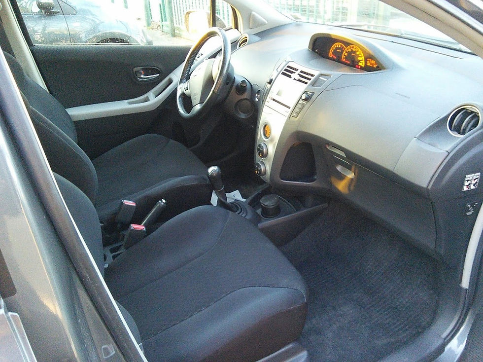 Miniatura: TOYOTA YARIS 1.8 VVT-i TS 133 CLIM 87651 km