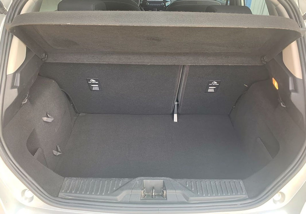 Miniatura: FORD Fiesta 1.5 TDCi 85 CV Stop&amp;Start Titanium 5p