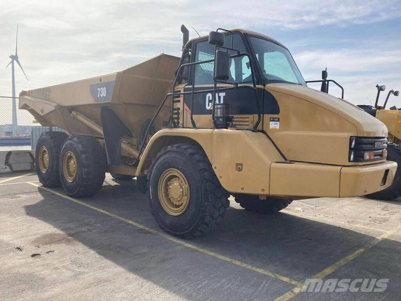 Miniatura: Caterpillar 730