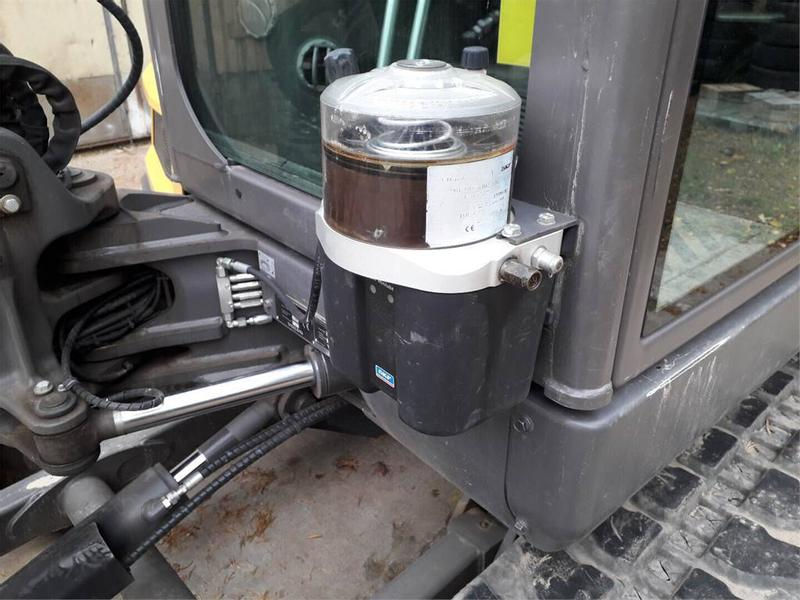 Miniatura: Mini pelle Volvo ECR 50 D