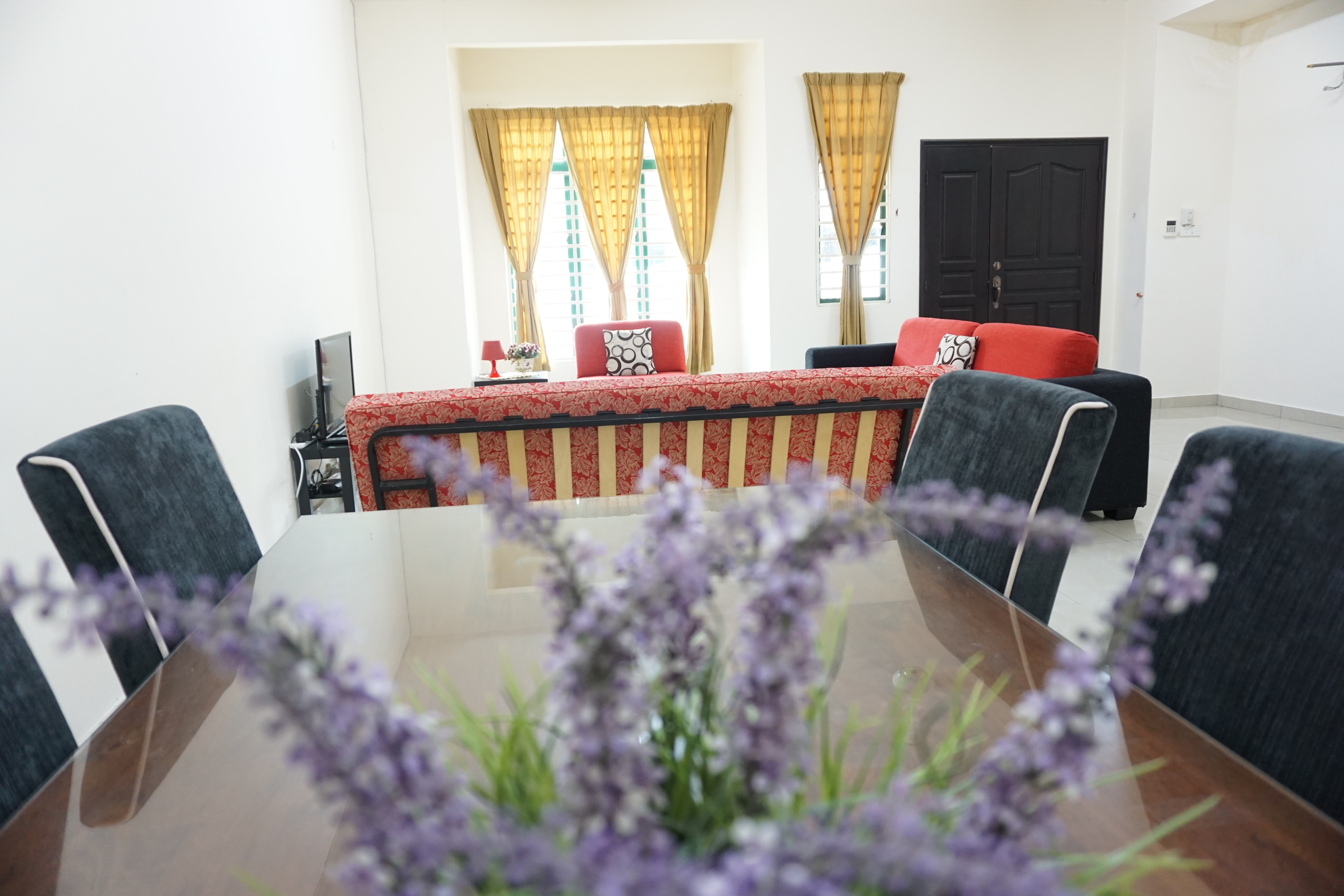 Warisan Indah Homestay  Homestay KLIA