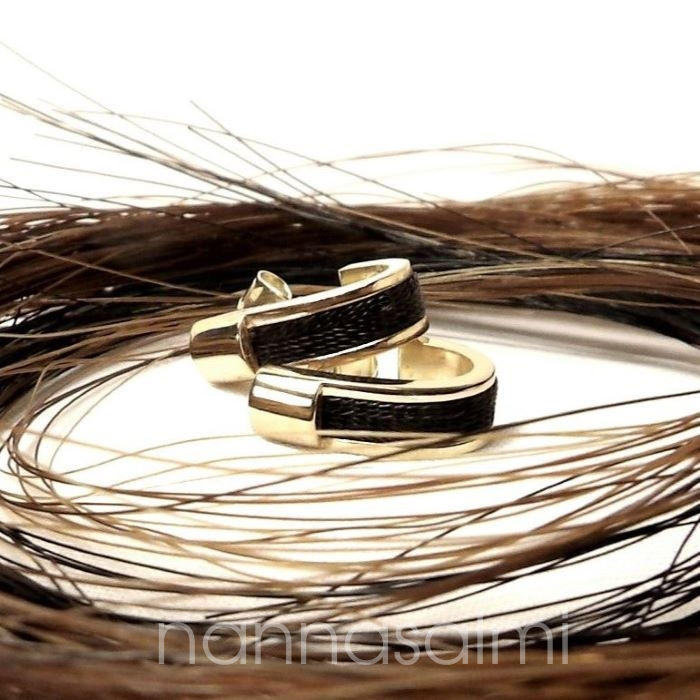 Thumbnail: Custom horsehair earrings Jouhikorvakorut Paardenhaaroorbel Boucle d oreille en crin Pferdehaarohrringe 馬の毛のイヤリング